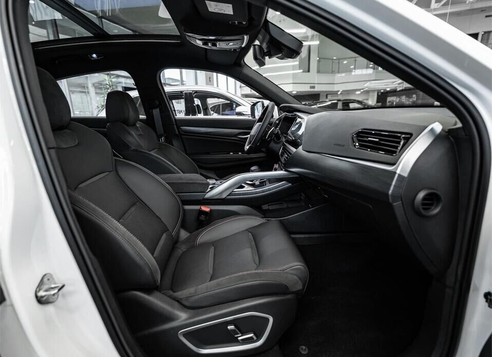 Knewstar 001 2.0 AT (238 л.с.) 4WD