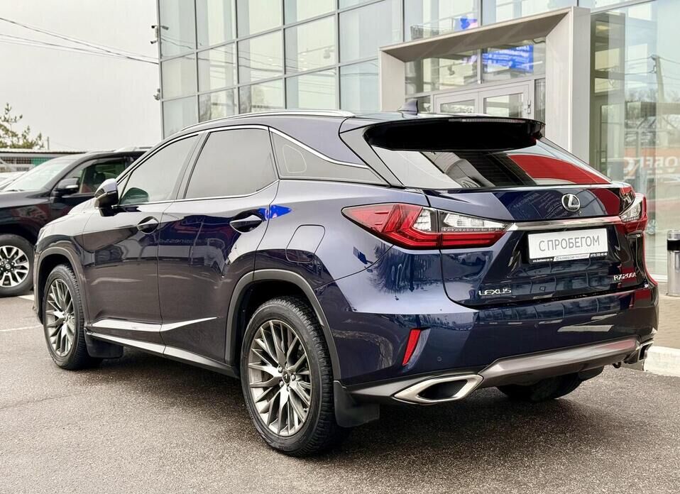 Lexus RX, IV 200t 2.0 AT (238 л.с.)