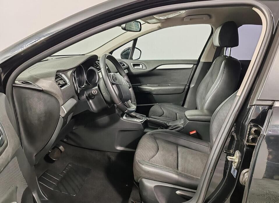 Citroen C4, II Рестайлинг 1.6 AT (150 л.с.)