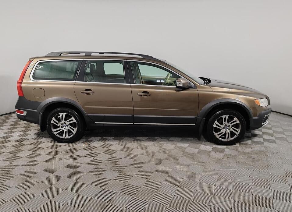 Volvo XC70, II 2.4d AT (163 л.с.) 4WD