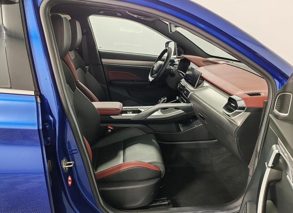 Geely Coolray 1.5 AMT (150 л.с.)