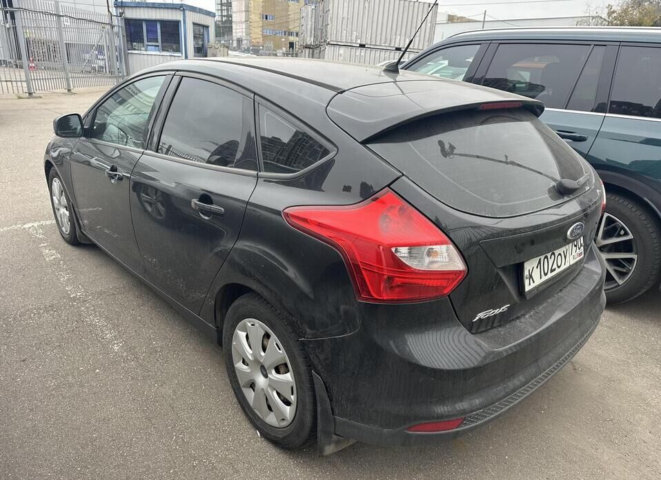 Ford Focus 1.6 AMT (105 л.с.)