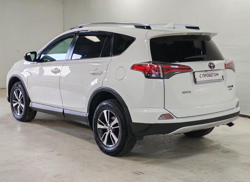 Toyota RAV4, IV (XA40) Рестайлинг 2.0 CVT (146 л.с.) 4WD
