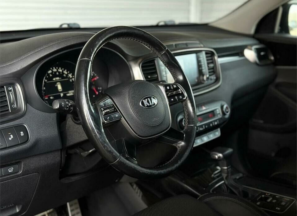 Kia Sorento 2.2d AT (200 л.с.) 4WD