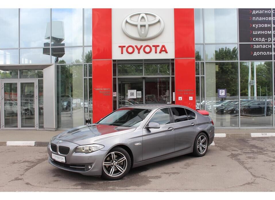 BMW 5 серии, VI (F10/F11/F07) 528i xDrive 2.0 AT (245 л.с.) 4WD