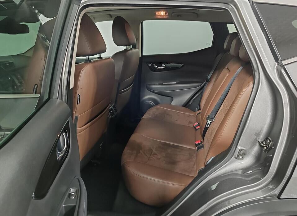 Nissan Qashqai, II Рестайлинг 2.0 CVT (144 л.с.) 4WD