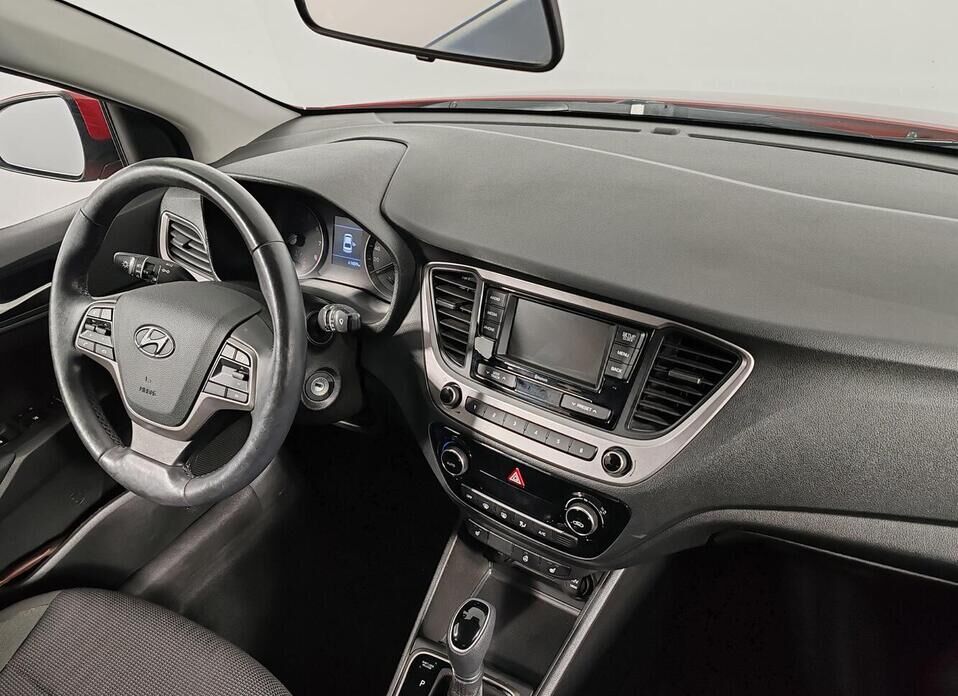 Hyundai Solaris 1.6 AT (123 л.с.)