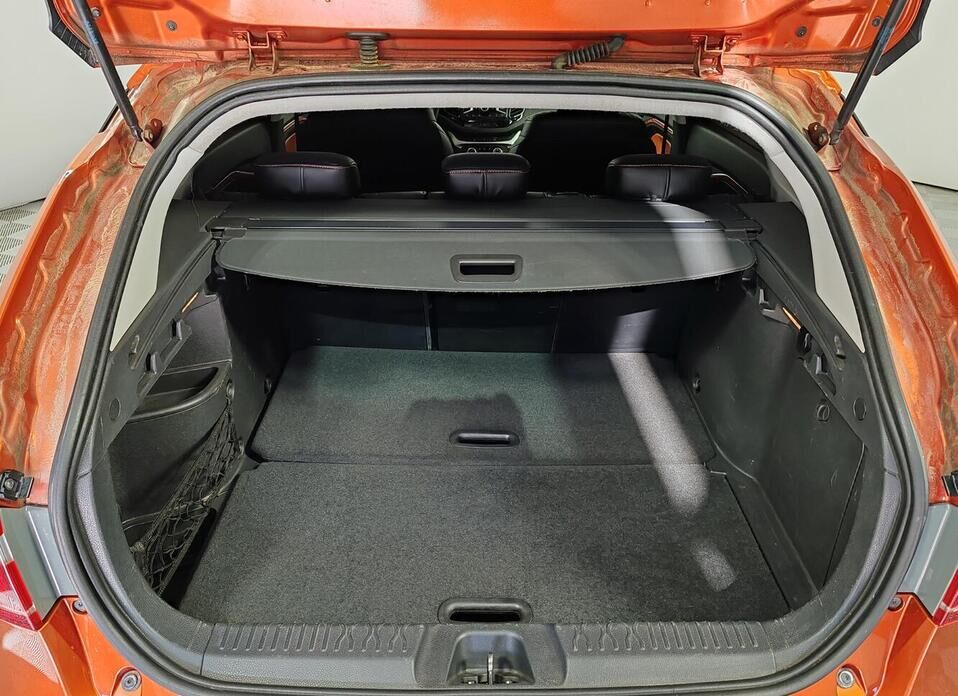 LADA (ВАЗ) Vesta, I SW Cross 1.8 MT (122 л.с.)