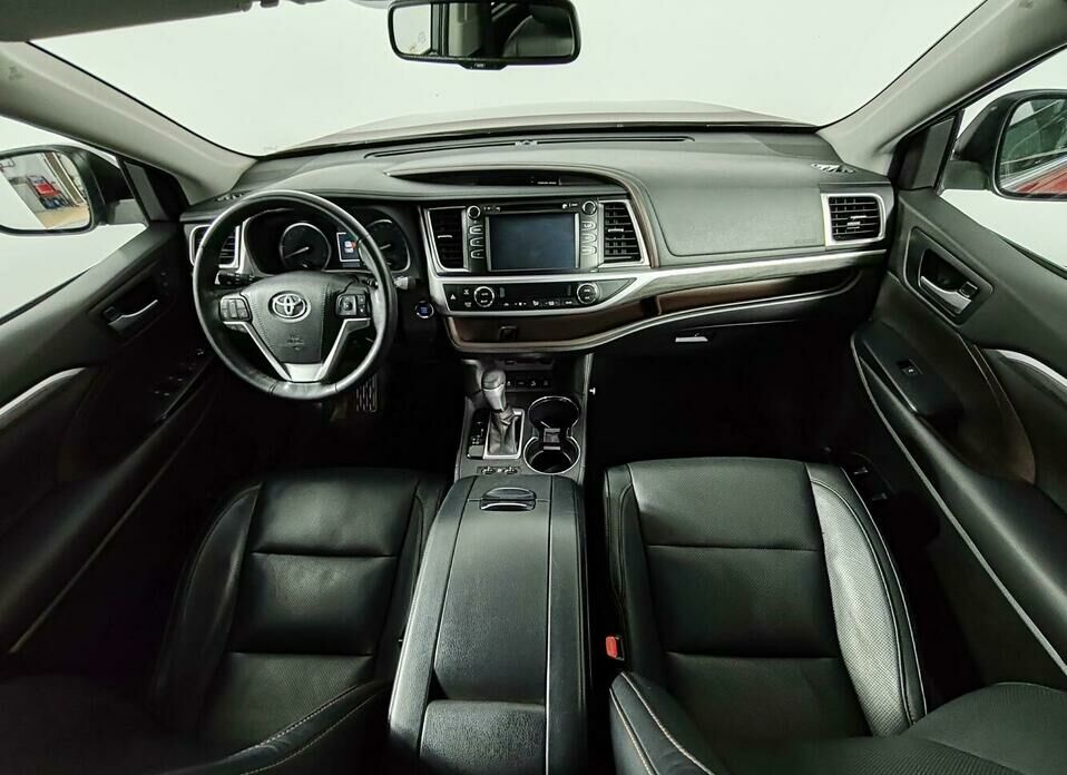 Toyota Highlander 3.5 AT (249 л.с.) 4WD