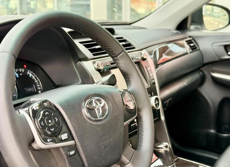 Toyota Camry, VII (XV50) 2.0 AT (148 л.с.)