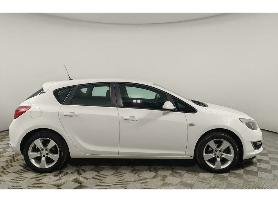 Opel Astra 1.4 AT (140 л.с.)