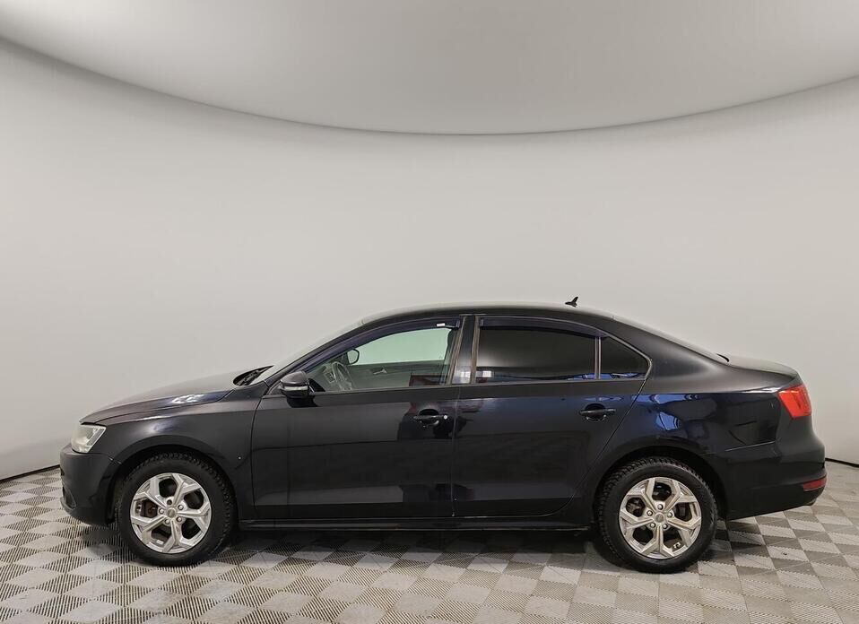 Volkswagen Jetta 1.6 AT (105 л.с.)