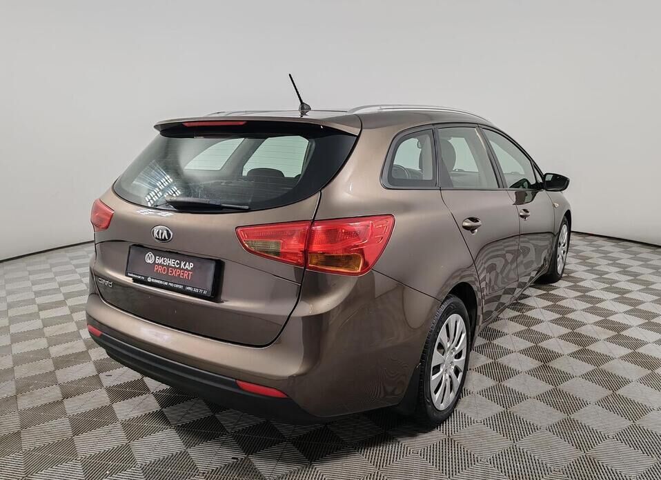 Kia Ceed, II 1.6 AT (129 л.с.)