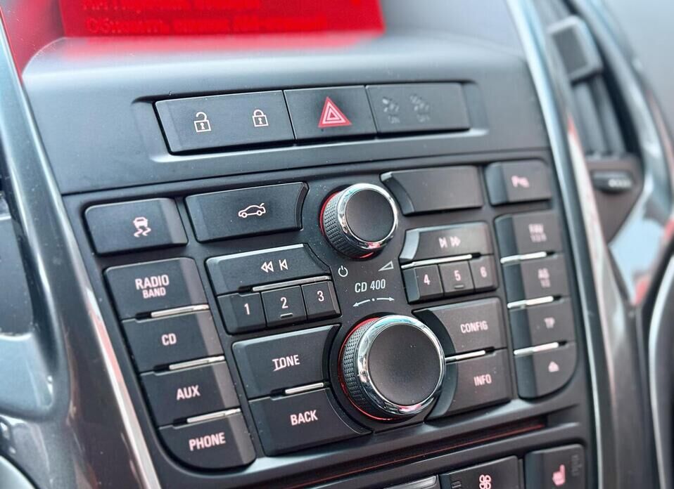 Opel Astra, J Рестайлинг 1.6 MT (115 л.с.)