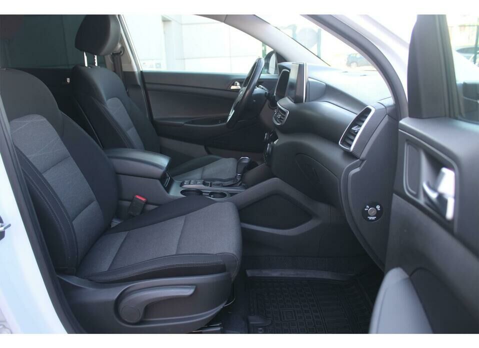 Hyundai Tucson 2.0 AT (150 л.с.)