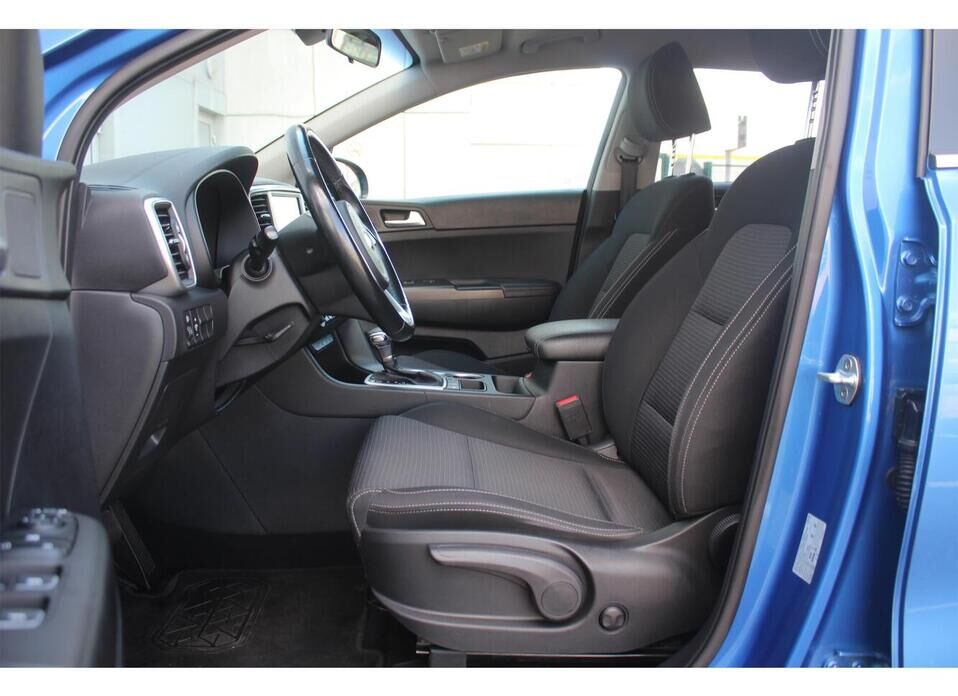 Kia Sportage, IV Рестайлинг 2.0 AT (150 л.с.)