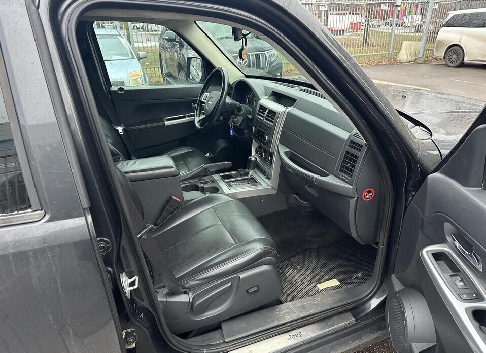 Jeep Cherokee, IV (KK) 2.8d AT (177 л.с.) 4WD