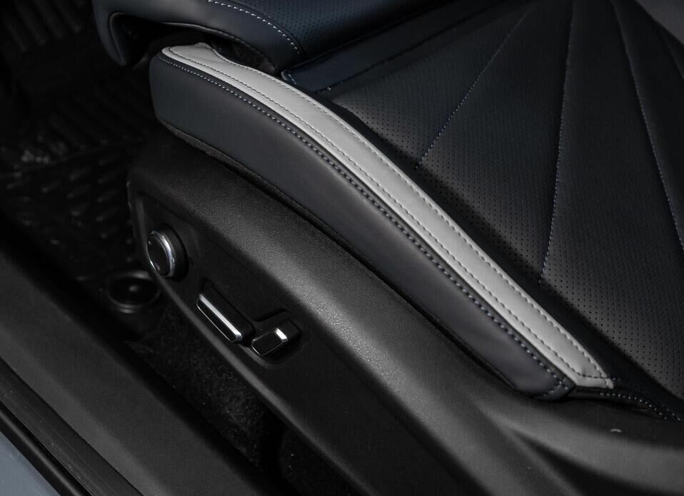 Geely Atlas, II 2.0 AT (200 л.с.) 4WD