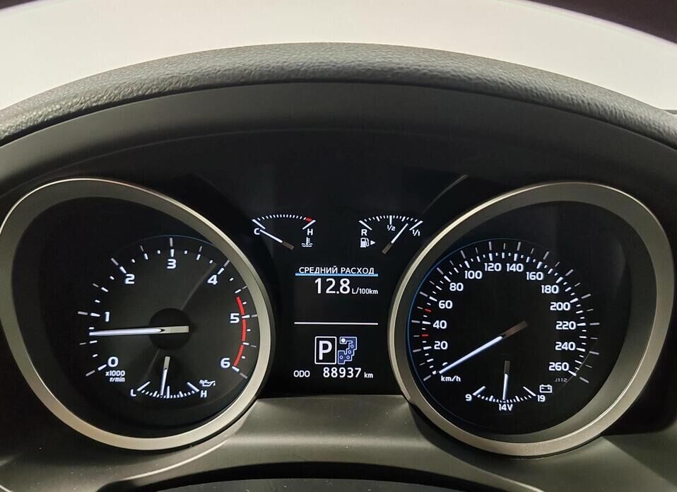 Toyota Land Cruiser, 200 Series Рестайлинг 1 4.5d AT (235 л.с.) 4WD