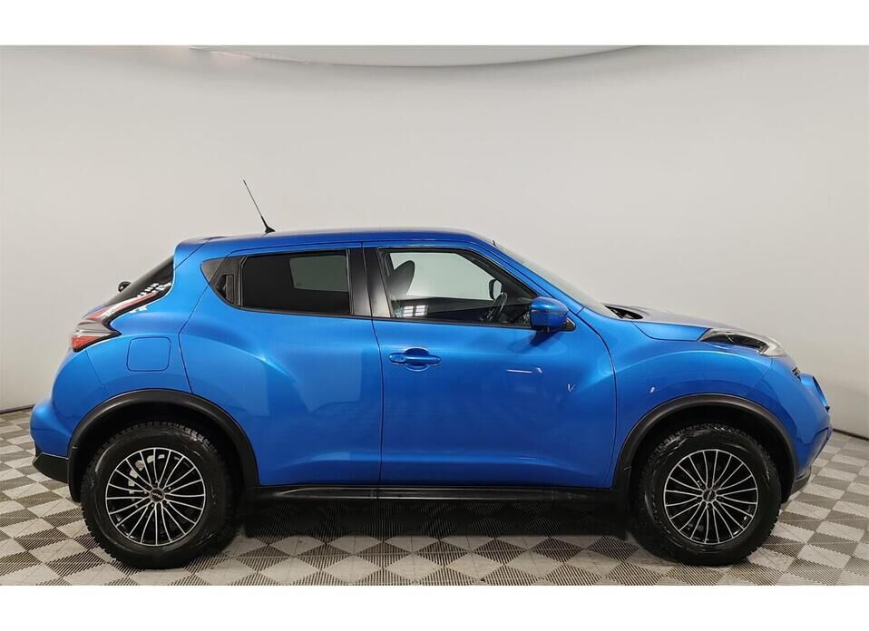 Nissan Juke, I Рестайлинг 1.6 CVT (117 л.с.)