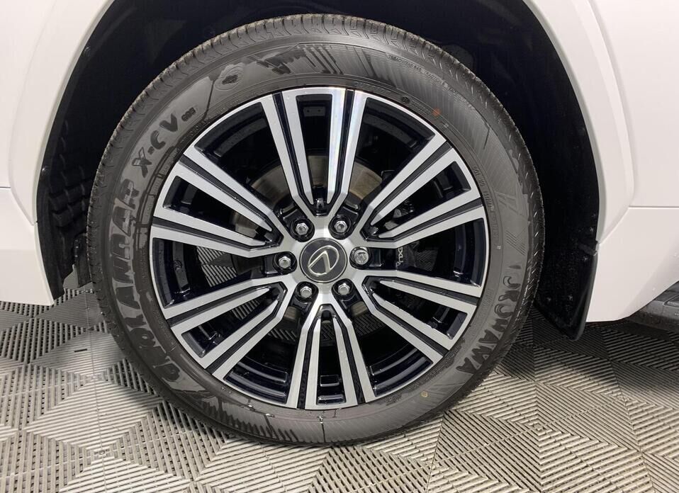 Lexus LX, IV 600 3.5 AT (415 л.с.) 4WD