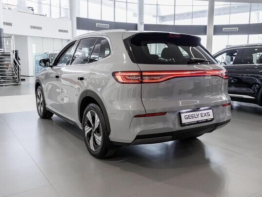 Geely EX5