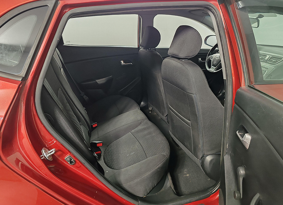 Kia Rio, III Рестайлинг 1.6 AT (123 л.с.)