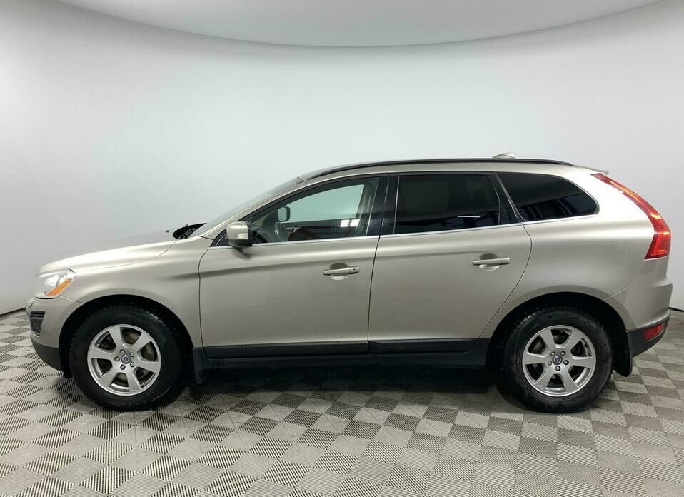 Volvo XC60 2.4d AT (163 л.с.) 4WD