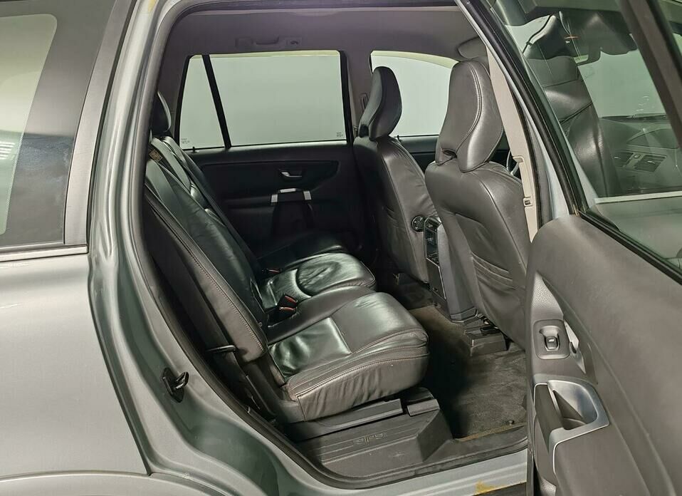 Volvo XC90 2.4d AT (185 л.с.) 4WD