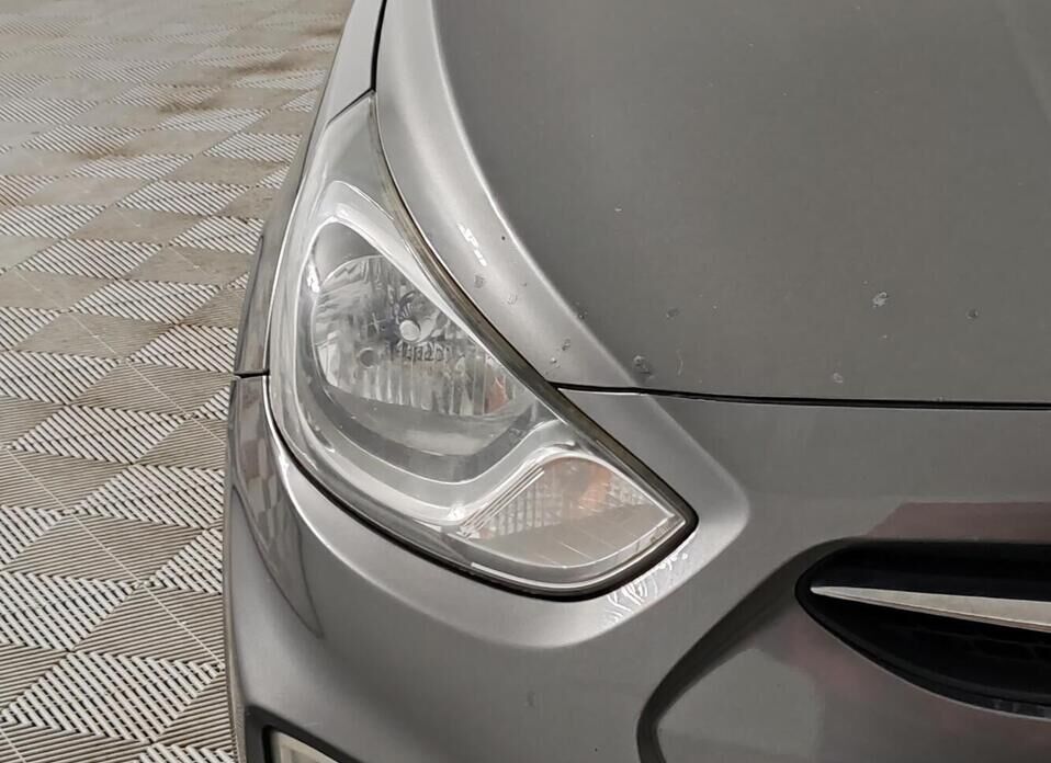 Hyundai Solaris, I 1.6 AT (123 л.с.)