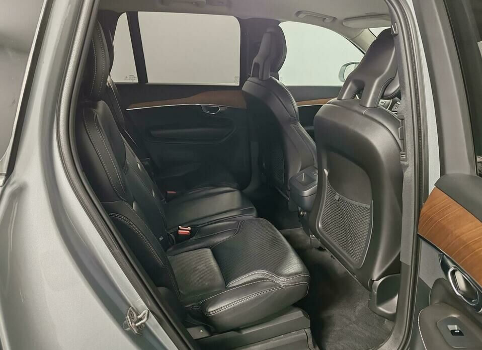 Volvo XC90 2.0d AT (235 л.с.) 4WD