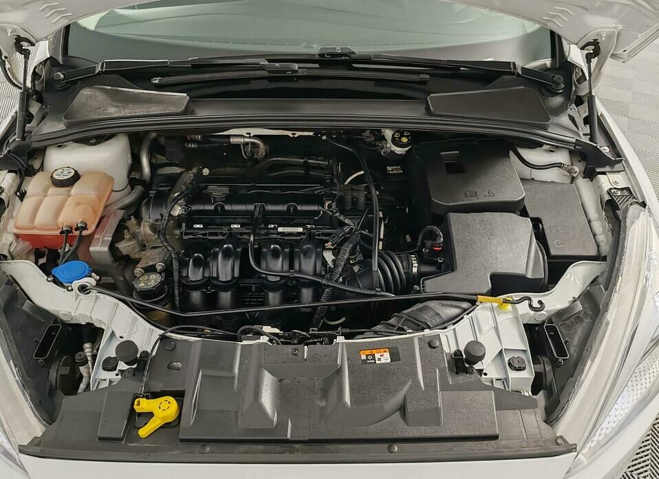 Ford Focus 1.6 AMT (105 л.с.)