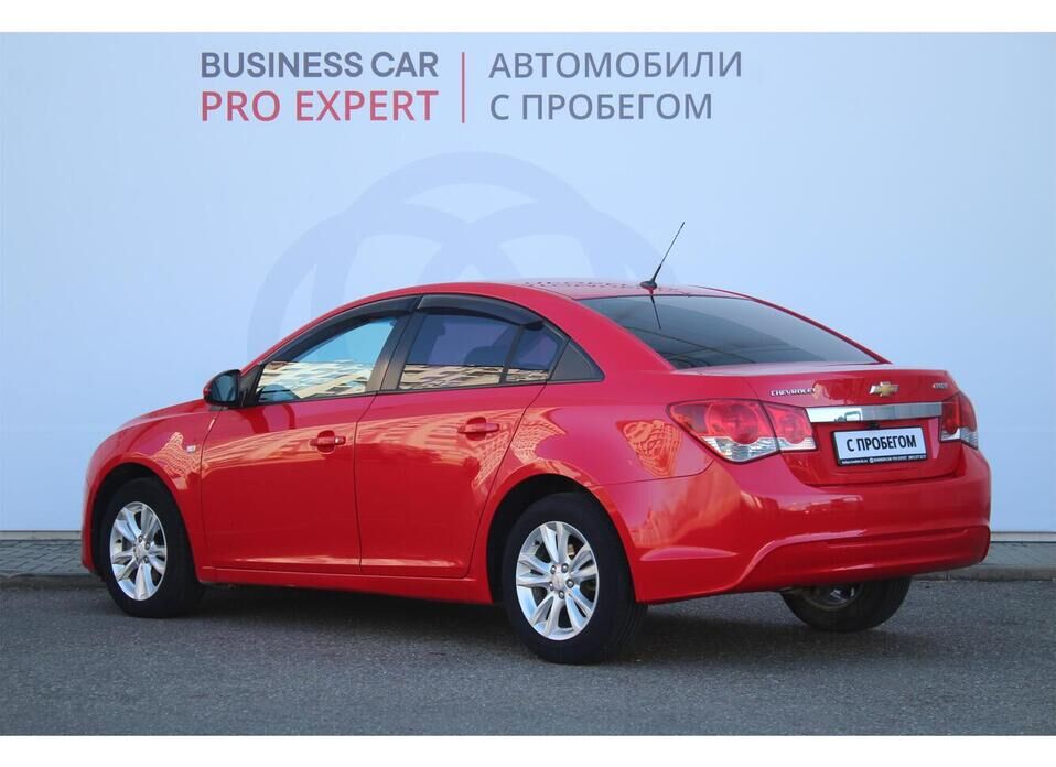 Chevrolet Cruze 1.6 AT (109 л.с.)