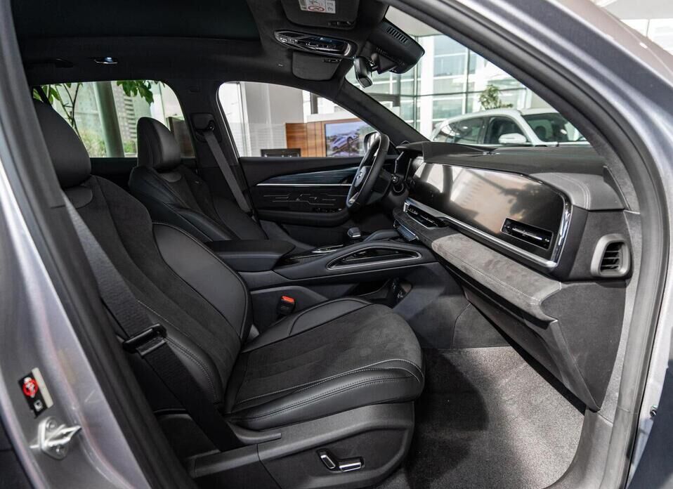 Geely Monjaro, I 2.0 AT (238 л.с.) 4WD