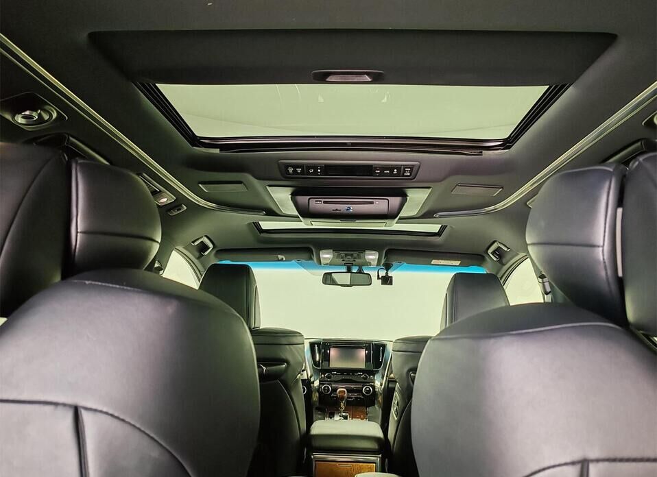 Toyota Alphard 3.5 AT (275 л.с.)