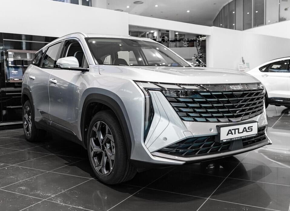 Geely Atlas, II 2.0 AT (200 л.с.) 4WD