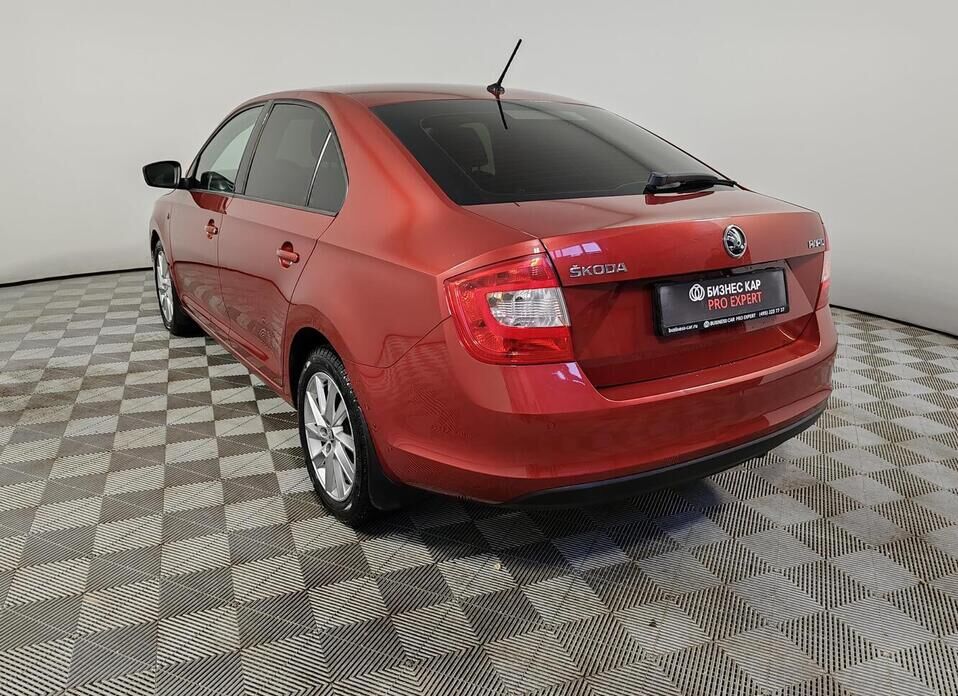 Skoda Rapid, I 1.6 AT (110 л.с.)