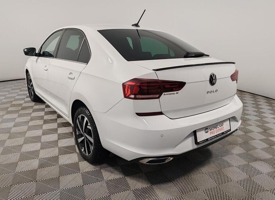 Volkswagen Polo, VI 1.4 AMT (125 л.с.)