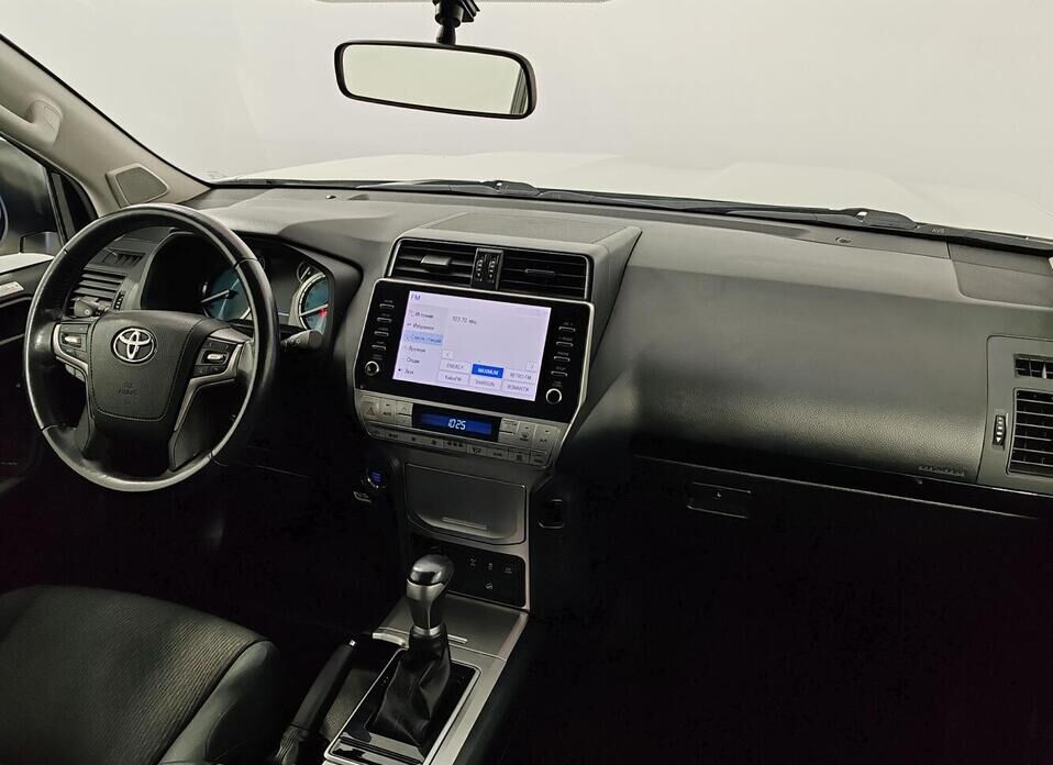 Toyota Land Cruiser Prado, 150 Series Рестайлинг 3 2.8d AT (200 л.с.) 4WD