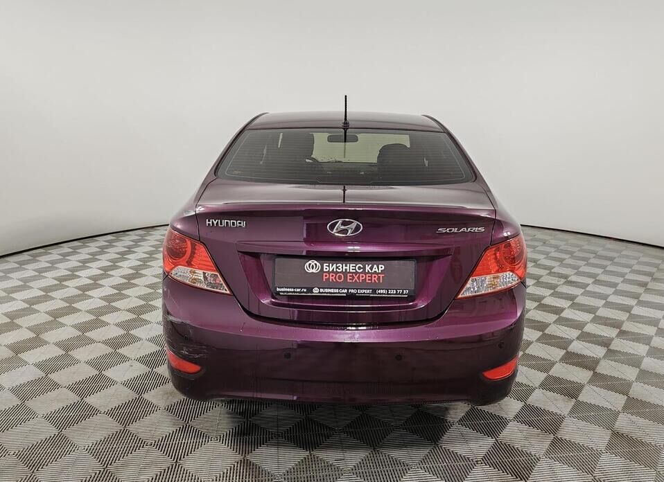 Hyundai Solaris, I Рестайлинг 1.6 AT (123 л.с.)