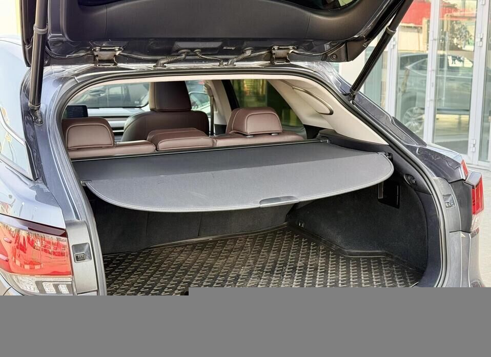 Lexus RX, IV Рестайлинг 300 2.0 AT (238 л.с.) 4WD