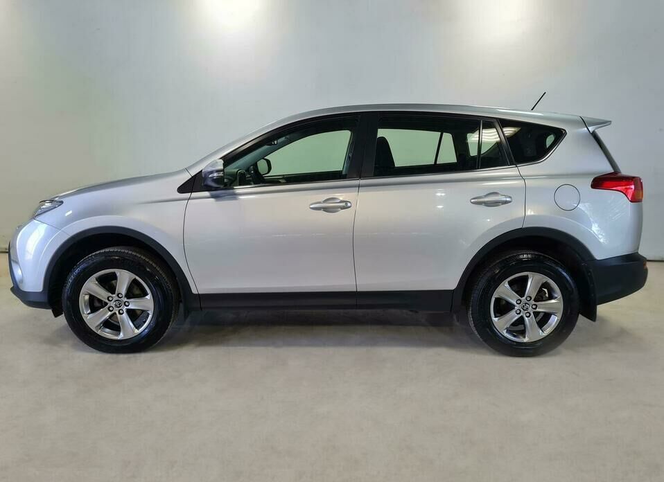 Toyota RAV4 2.0 CVT (146 л.с.)