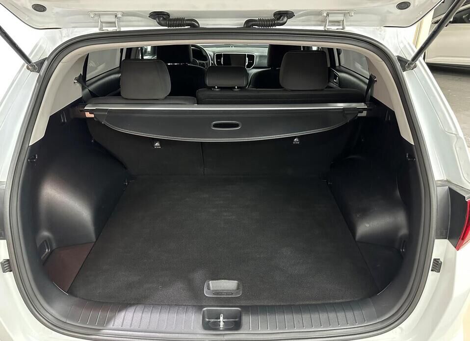 Kia Sportage, IV 2.0 MT (150 л.с.)