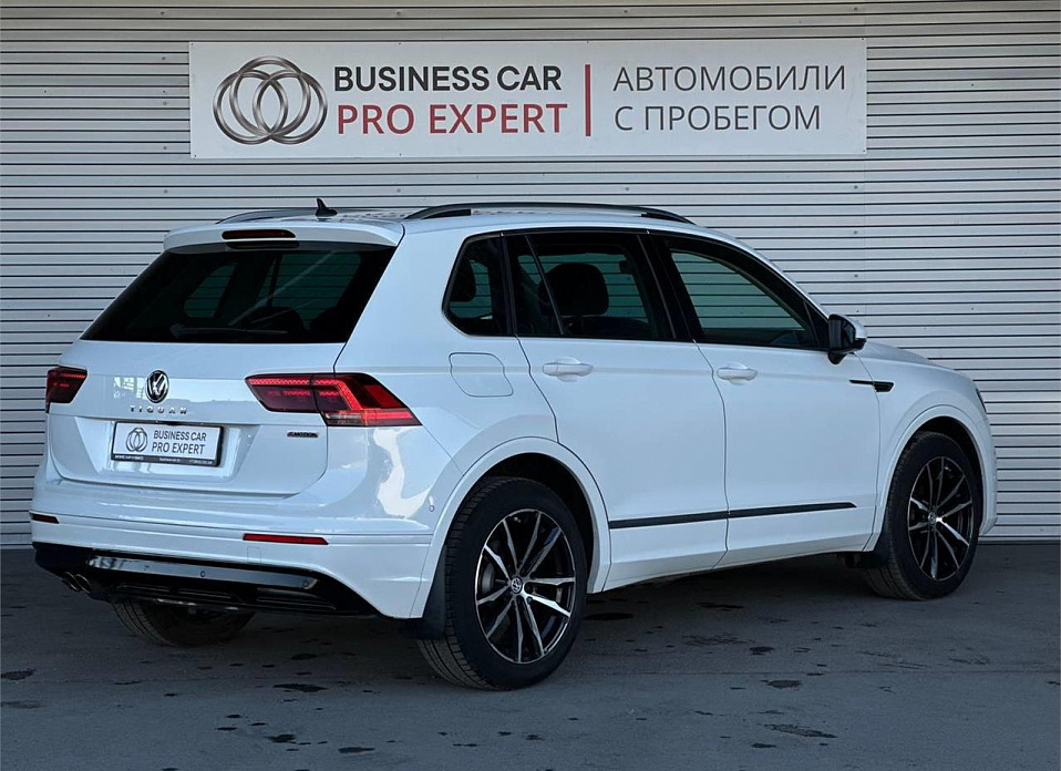 Volkswagen Tiguan, II 2.0d MT (150 л.с.) 4WD