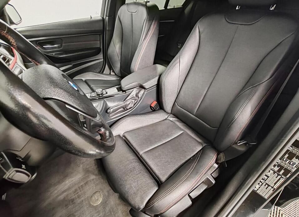BMW 3 серии 320d xDrive 2.0d AT (184 л.с.) 4WD