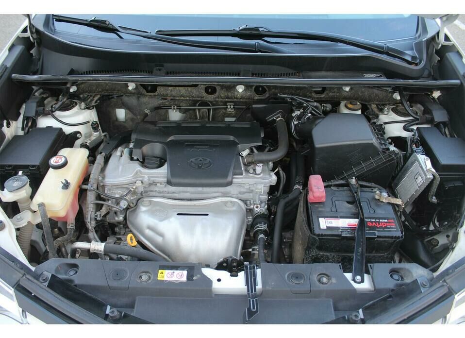 Toyota RAV4 2.5 AT (180 л.с.) 4WD