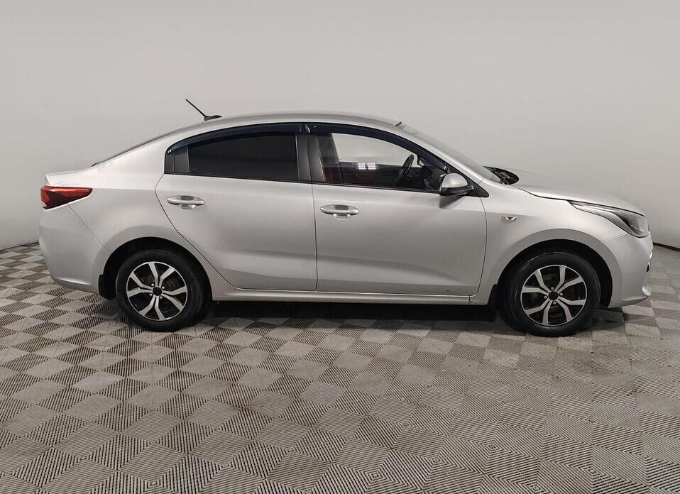 Kia Rio, IV 1.6 AT (123 л.с.)