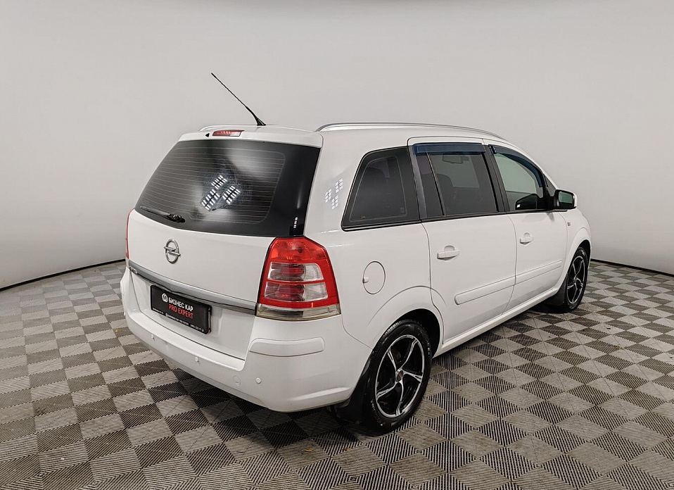 Opel Zafira, B Рестайлинг 1.8 AMT (140 л.с.)