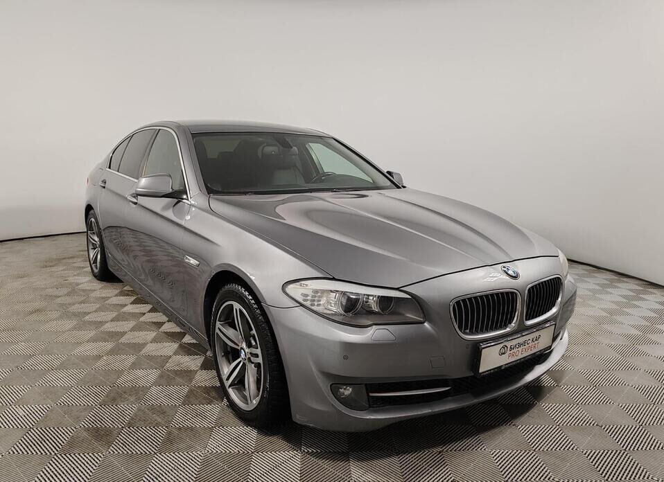 BMW 5 серии, VI (F10/F11/F07) 528i xDrive 2.0 AT (245 л.с.) 4WD