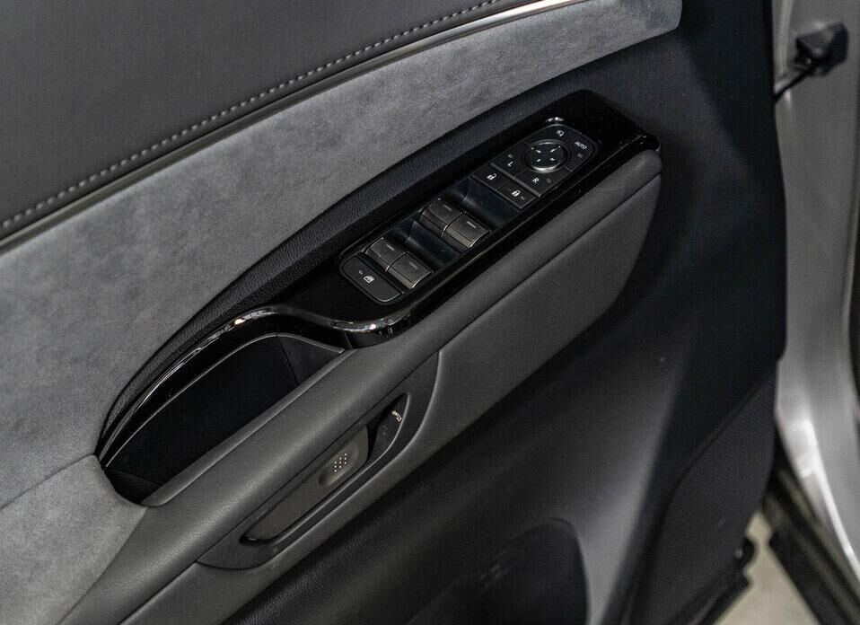 Lexus LM, II 350h 2.5hyb CVT (190 л.с.) 4WD